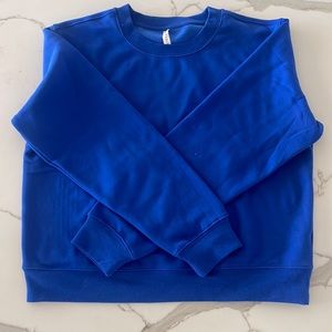Fabletics brand new crew neck
